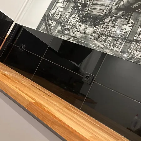 Obok Uczelni Collegium Witelona